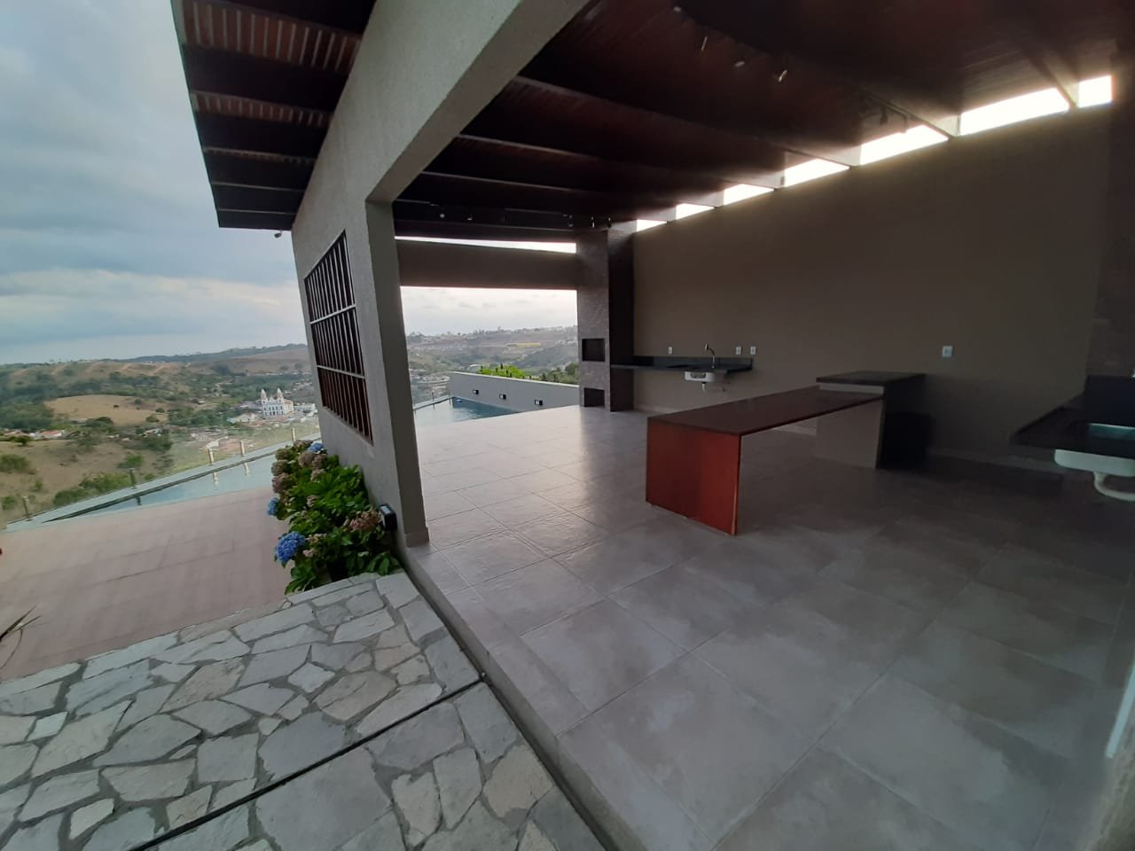 CHALÉ - BANANEIRAS/PB